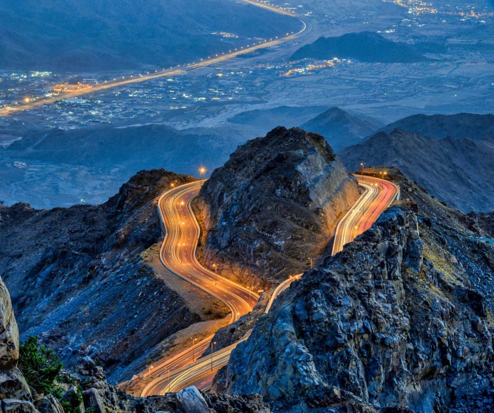 توصيل من مطار جدة الى مكة 